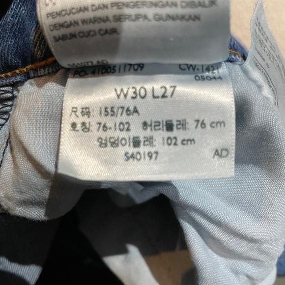 Levi's Ribcage Straight Ankle Jeans - Medium Wash - Size 30 - Picture 7 of 7